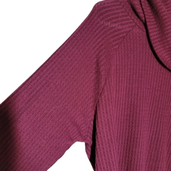 NWOT Bobeau waffle burgundy cowl neck raglant sleeve - Picture 2 of 6